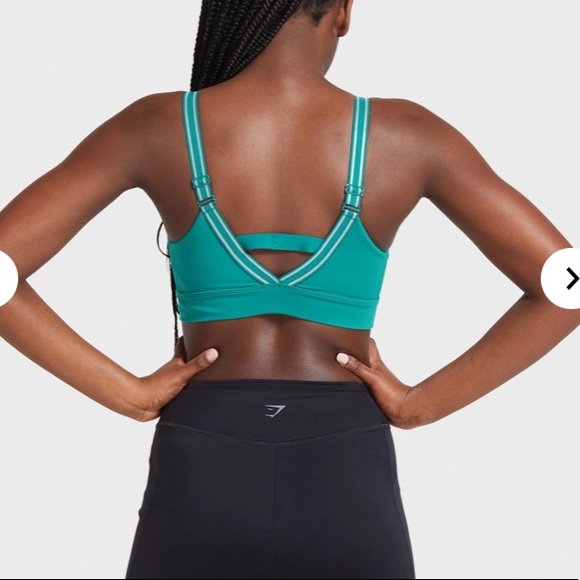 Gymshark Illumination Bra - Picture 7 of 7